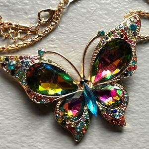 BUTTERFLY IN FLIGHT PENDANT 3 IN RAINBOW MYSTIC TOPAZ/ AURORA BOREALIS